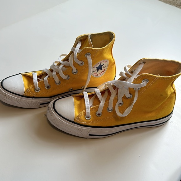 Chuck Taylor All Star Canvas - Picture 2 of 5